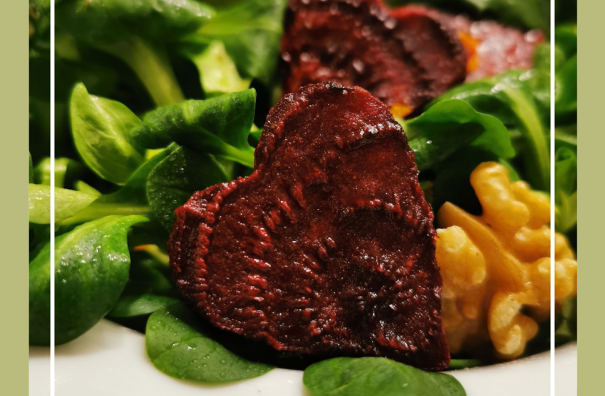 Feldsalat mit Rote Bete und Walnüssen